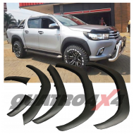 Nadkola TOYOTA HILUX REVO (2015+) 4-drzwi poszerzenia   - toyota_hilux_revo_(2015_)_4-drzwi_fendery_nadkola_lldpe_ok_4cm_na_os_(9).png
