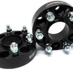dystans_6_szpilek_czarne-25B45D.jpg DYSTANSE DO KÓŁ 30mm TOYOTA LANDCRUISER 300 2021+