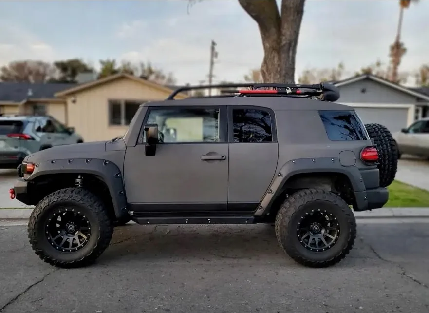 POSZERZENIA NADKOLI – FENDER FLARES – TOYOTA FJ CRUISER 2007+