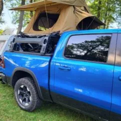 NAMIOT DACHOWY 4×4 z przedsionkiem SAMOCHODOWY 140 Olivka