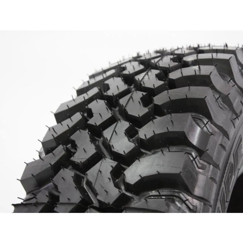 OPONA TERENOWA 4X4 235/70R16 DAKAR BFGOODRICH MT