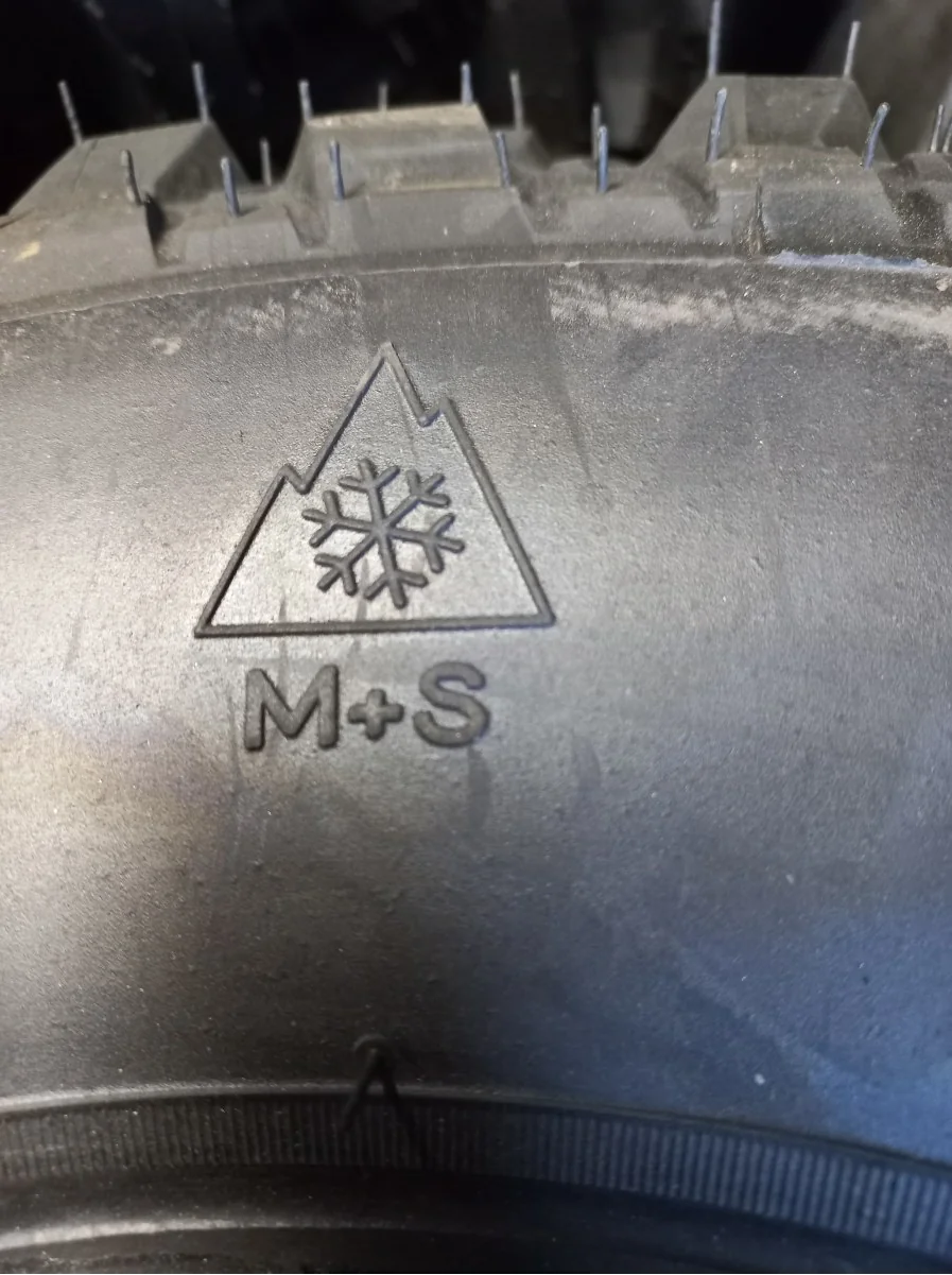 OPONY TERENOWE 4X4 235/70R16 DAKAR OFF-ROAD