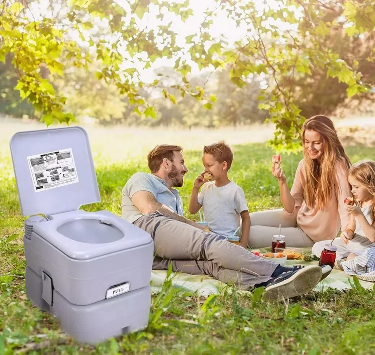 Toaleta przenośna turystyczna WC 10l Kemping