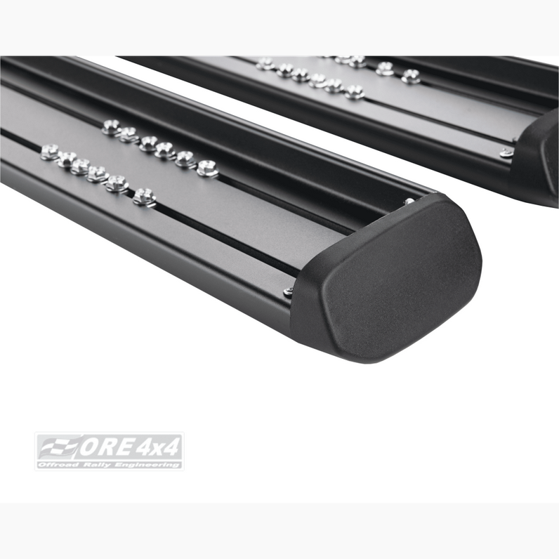 Boczne progi / stopnie boczne do Jeep Wrangler JK 2007–2018